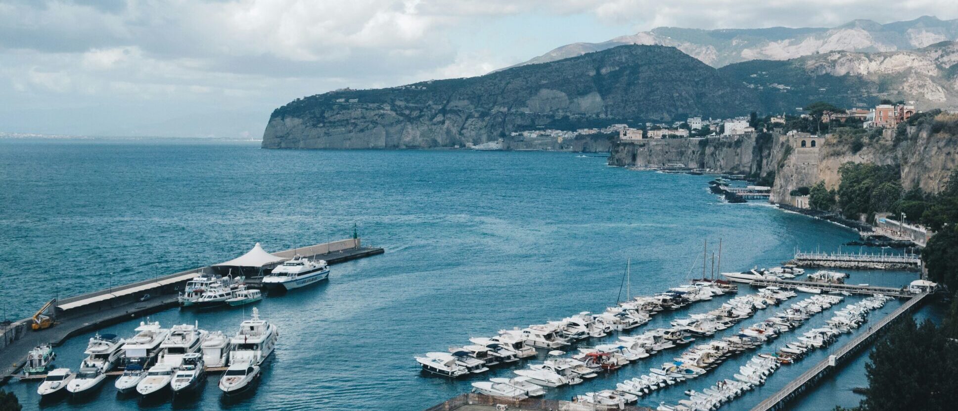 Ferry boats departing from Sorrento port to Positano